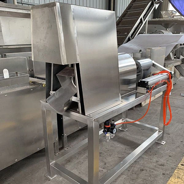 Pineapple Peeling And Coring Machine